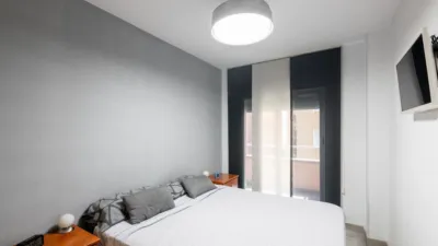 Flat on Carrer de Santa Creu photo 9