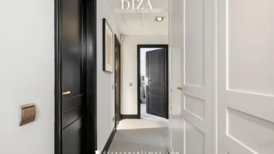 Apartment on Calle de Orellana photo 44