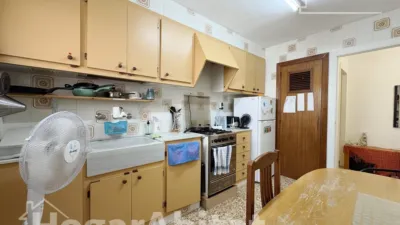 Apartment in Carrer del Cantalot photo 9