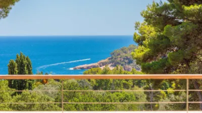 Chalet at 2 Punta Des Corb Street photo 17
