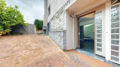 House on Negurigane Street photo 57