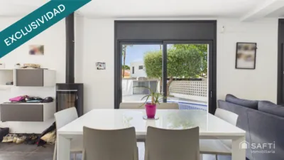 Single-family home in Empuriabrava photo 5