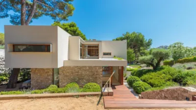 Chalet at 2 Punta Des Corb Street photo 26