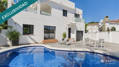Single-family home in Empuriabrava photo 31