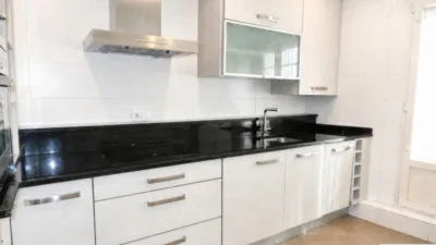 Flat for sale on Calle de la Cuesta de Atalaya photo 6