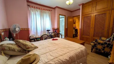 Apartment on Avenida de la Senda de la Moza photo 16