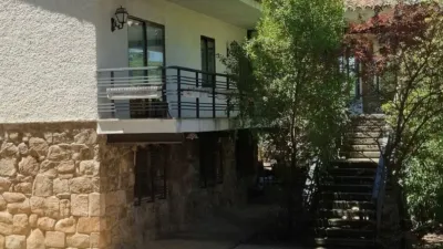 Chalet on La Peñota Street photo 3