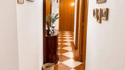 Apartment on Calle del Alcázar photo 4