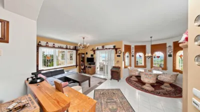 Chalet on Calle Belgica-Ur.Can Isac, No. 165 photo 9
