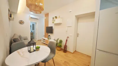 Apartment on Calle de Cervantes, 26 photo 11