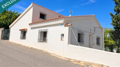 Rustic house in Almansa photo 2