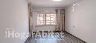 Penthouse on Carrer de la Senyera Valenciana photo 14
