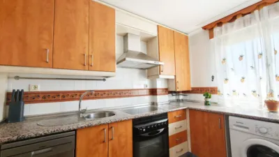 Apartment on Huerta del Rey Street photo 11