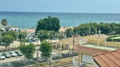 Piso en 1ª Línia de Mar photo 2