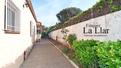 Chalet on Carrer de la Coruña photo 7