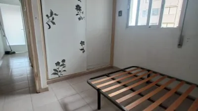 Apartment in Plaza Triangular photo 13