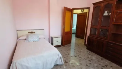 Casa en La Roda photo 6