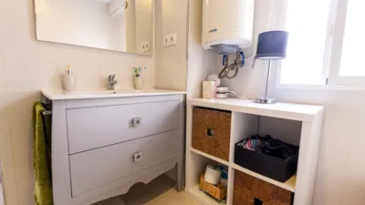 Apartment on Calle del Poeta Martínez Parra photo 22