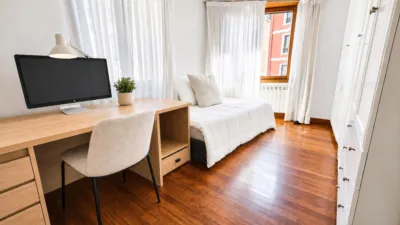 Flat on Calle de Gregorio Uzquiano photo 24
