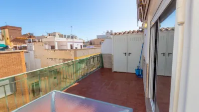 Apartment on Calle del Poeta Martínez Parra photo 26