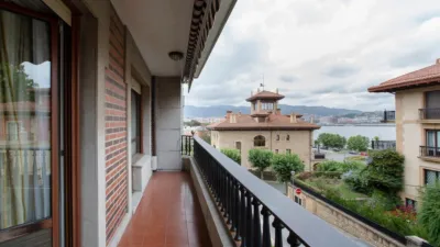 Apartment on Calle de Amann photo 2
