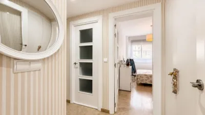 Apartment on Calle Cat Abelardo Rigual photo 17