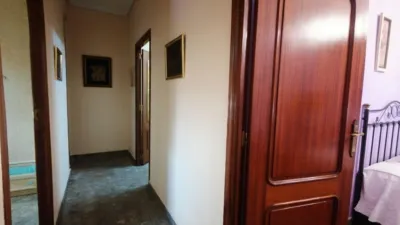 Casa en La Roda photo 8