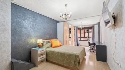 Apartment on Carrer Tomás Capelo photo 17