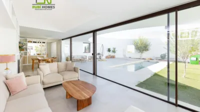 House in El Chaparral photo 2
