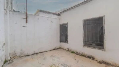 Apartment on Carrer d'Irlanda photo 13