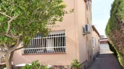 Chalet on Carrer de la Coruña photo 4