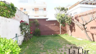 Chalet on Carrer de la Coruña photo 9