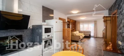 Penthouse on Carrer de la Senyera Valenciana photo 3