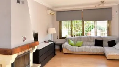 Chalet on Carrer de la Coruña photo 30