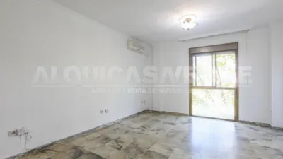 Apartment on Avenida de Las Ciencias photo 6