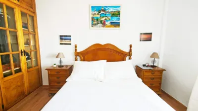 Apartment on Huerta del Rey Street photo 22
