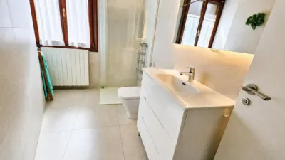 Flat on Calle de Gregorio Uzquiano photo 3