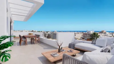 Pis – Torrevieja, Urbanización Calas Blancas - Més