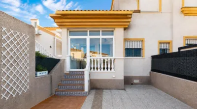 Semi-detached house in Comunidad Valenciana photo 4