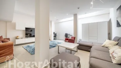 Chalet on Carrer Maria San Gil, Noain photo 11
