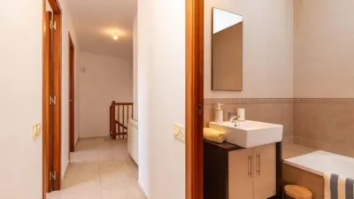 Duplex at Carrer de Balmes, 18 photo 25