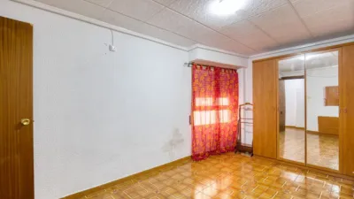 Apartment on Teodoro Llorente Street photo 18