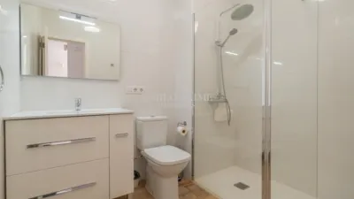 Apartment on Avenida de Rafael Puig Lluvina photo 23