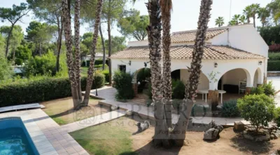 Chalet in Urbanització Marchuquera, 181 photo 2