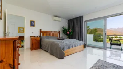 Chalet on Lago Street, La Cala Golf photo 7