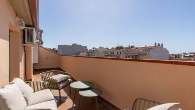 Duplex at Carrer de Balmes, 18 photo 3