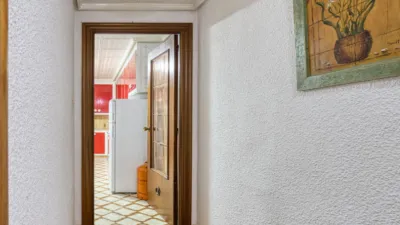 Apartment on Teodoro Llorente Street photo 19