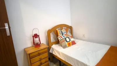 Flat on Carrer d'Amadeu Vives photo 17