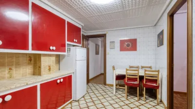 Apartment on Teodoro Llorente Street photo 25