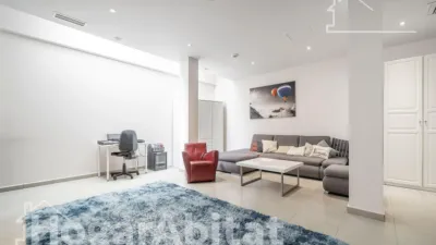Chalet on Carrer Maria San Gil, Noain photo 9